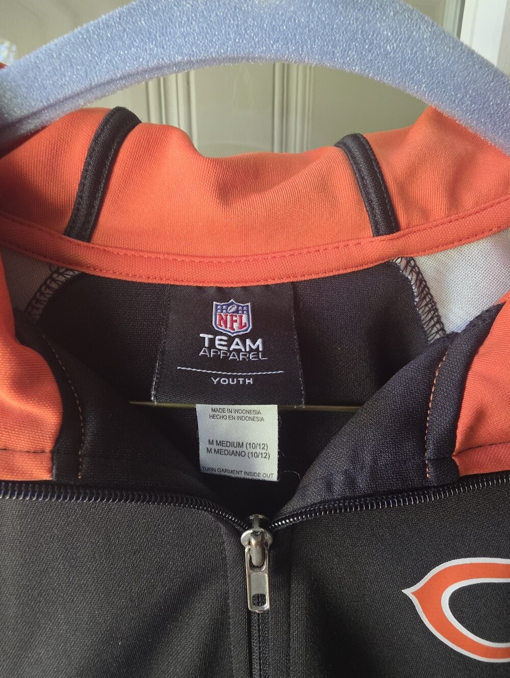 Chicago Bears Youth M 10/12 NFL Full Zip Hooded Jacket Black Orange - Picture 4 of 6